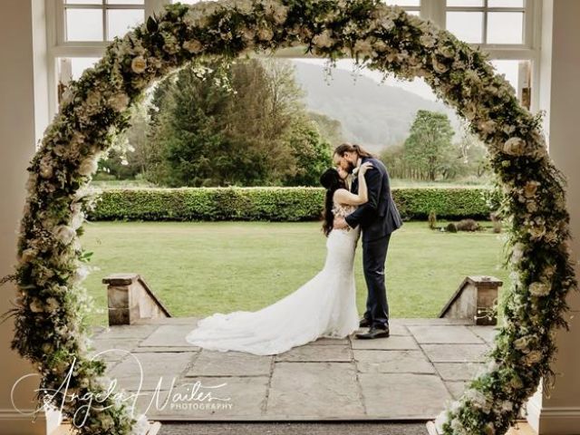 Wedding Decoration Services in Cottingham